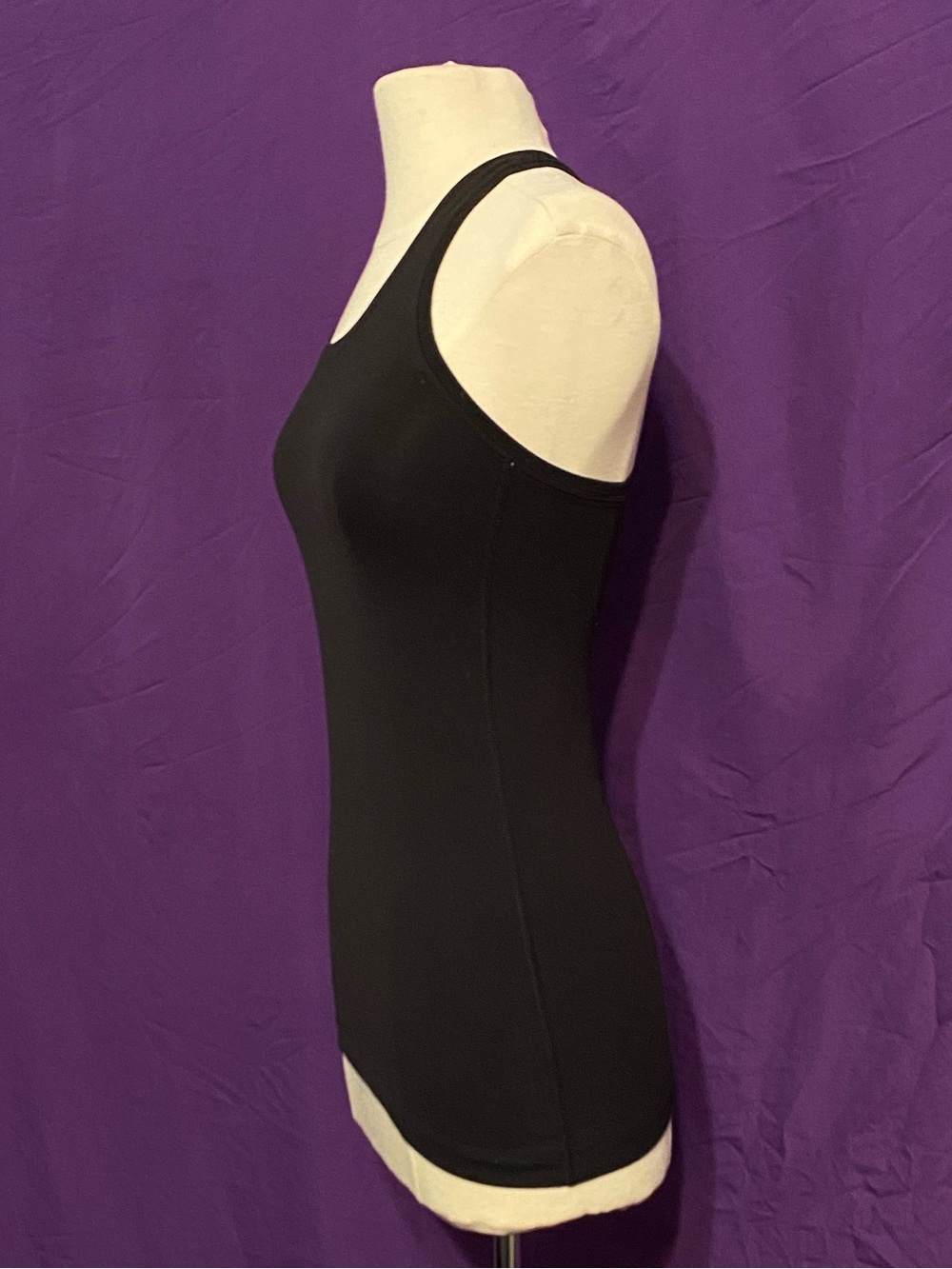 lululemon athletica Black Racerback Scoop Tank. Size 2 (XS).